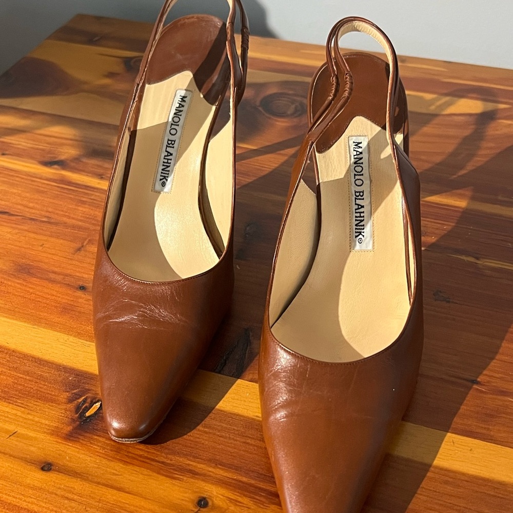 Vintage Manolo Blahnik Brown Leather Slingback Pumps - Picture 16 of 16